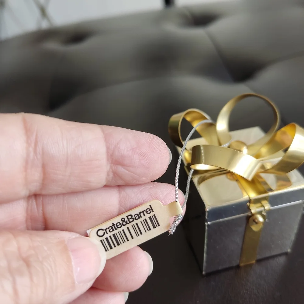NWT Crate & Barrel Vintage Small Metallic Gift Box Ornament with Gold Bow